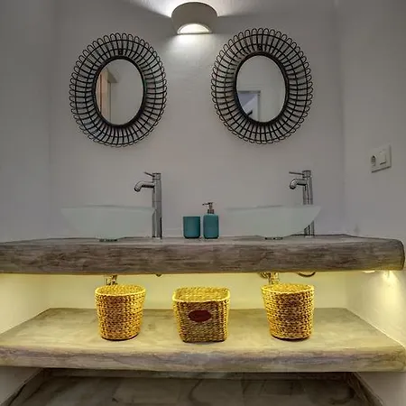 Aspries Suites Piso Livadi Dış mekan fotoğraf